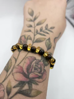 Pulseira com âmbar do báltico e olho de tigre