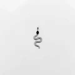 Pingente em prata de Serpente de Ônix