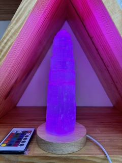 Luminária com torre de selenita - comprar online