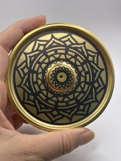 Incensário mandala dourado - Vale Dos Sonhos Artes