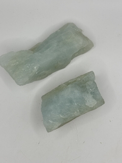 Água marinha bruta 50gr - comprar online