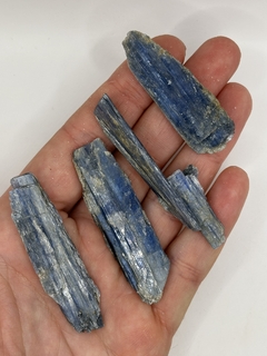 Cianita azul bruta p