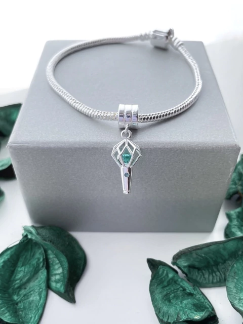 Shating Star Lightstick Charm