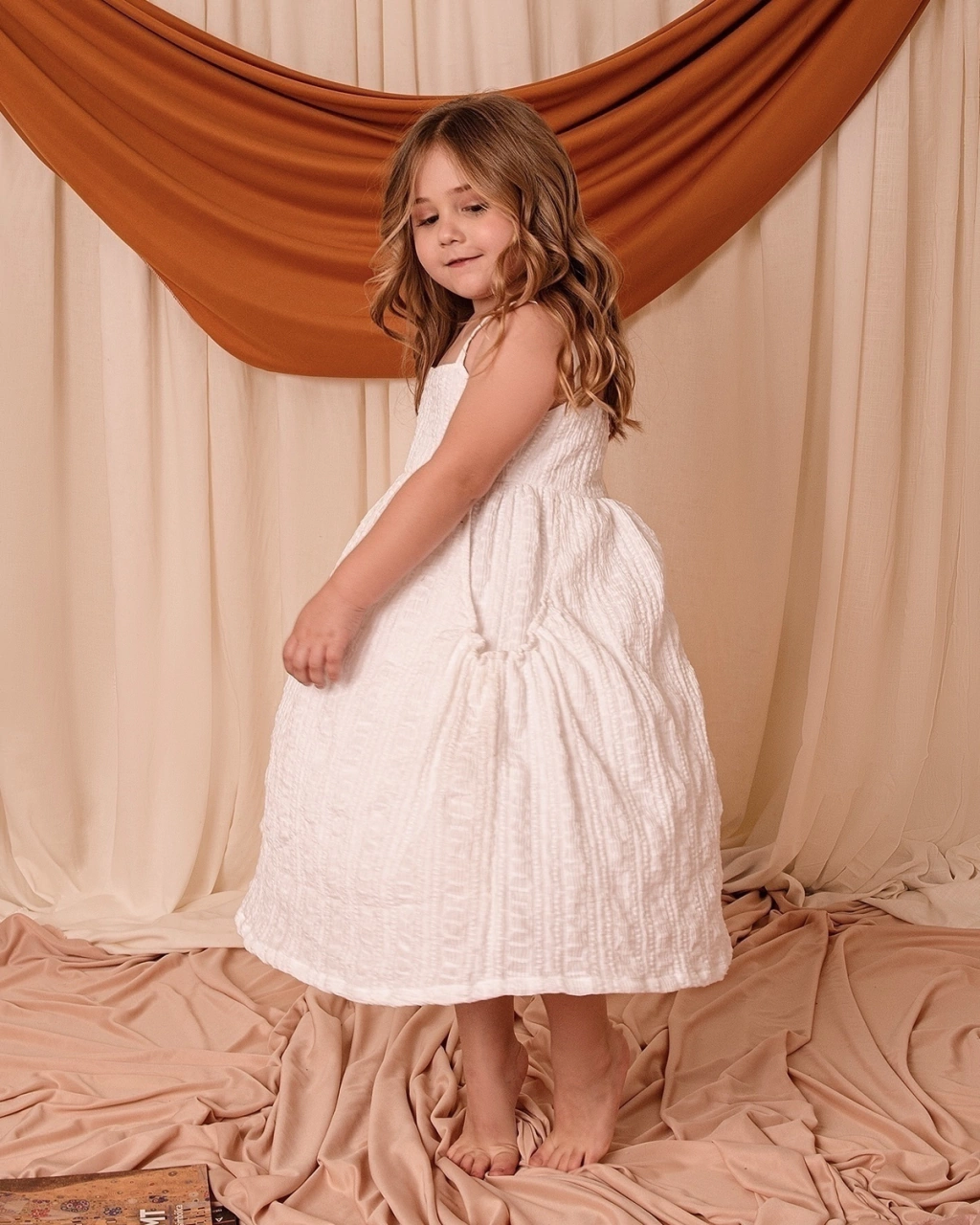 Vestido Off White com Bolsos Laterais Ágatha