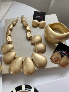 Colar gotas Acetinado