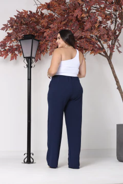 Calça Pantalona Plus 2775 na internet