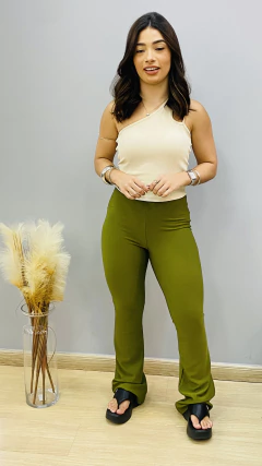 Calça Flare Lisa 2701 na internet