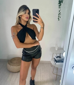 SHORTS COURO FAKE ISIS