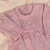 Saída De Maternidade Vestido Rosa De Tricot e Plush Beth Baby na internet