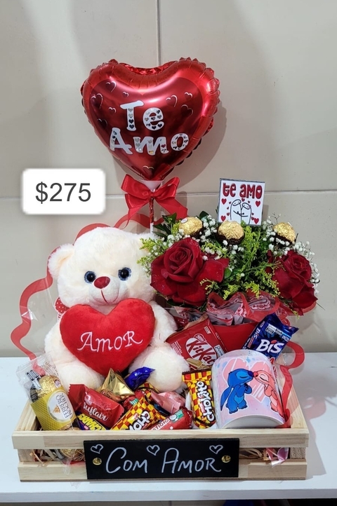 CESTA ROMÂNTICA(1 URSO +ARRANJO COM 2 ROSAS COM 3 UNIDADES DE FERRERO +1 PLACA +1 CANECA PERSONALIZADA DE AMOR + 1 PACOTE DE FERRERO COM 3 UNIDADES +.