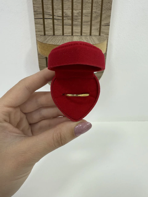 Anillo alianza fina en acero dorado - comprar online