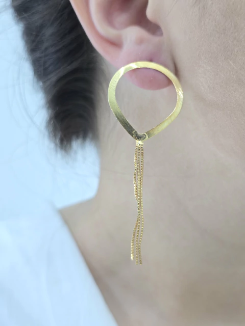 Brinco folheado a ouro 18k oval franjas veneziana - comprar online