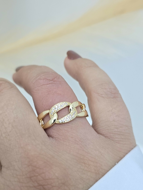 Anel folheado a ouro 18k Elo cravejado