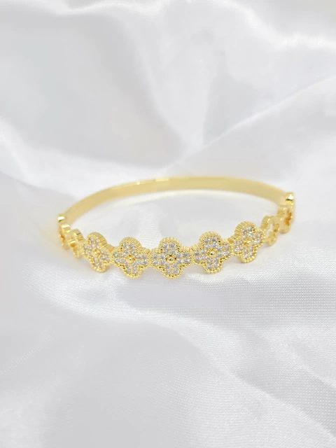 Bracelete folheado a ouro 18k trevinhos cravejado