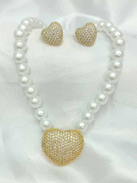 Conjunto folheado a ouro 18k pérola e coração cravejado