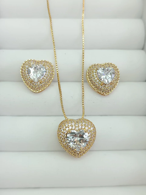 Conjunto folheado coração ponto de luz