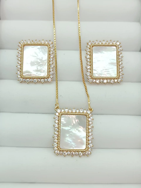 Conjunto folheado madre pérola