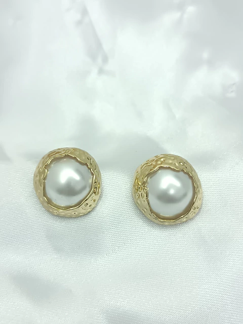 Brinco folheado a ouro 18k Pérola - comprar online