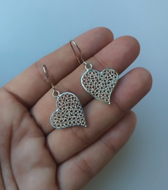 Aretes corazones medianos