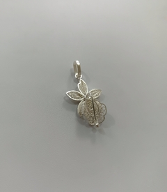 Dije orquídea mediano