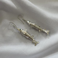 Aretes peces Momposinos en plata en internet