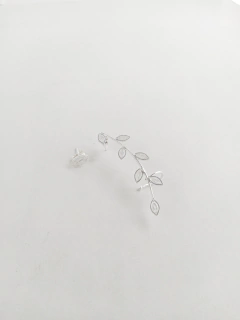 Earcuff trepador hojitas en plata Ley 950 - comprar online