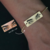 Pulseira Personalizável Plaquinha M Banho Ouro: Eternize Seus Momentos (Foto, QR Code, Nomes) - Nasp