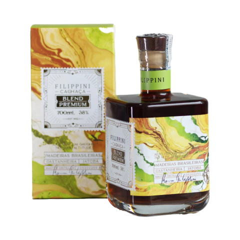 Cachaça Filippini Blend Premium Castanheira e Jatobá 700ml