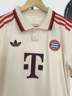 Camisa Bayern III 2024/25 S/N na internet