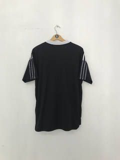 Camisa Internacional Consciência Negra 2021/22 S/N na internet