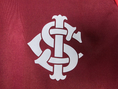 Camisa Internacional 24/25 Treino - Comissão Técnica - Santa Sports | Artigos esportivos
