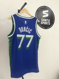 Regata Dallas Mavericks - City Edition 22/23 Doncic #77 - Santa Sports | Artigos esportivos