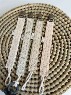 Portachupete Nina en internet