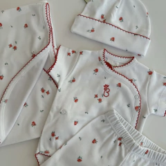 AJUAR VERANO FLORCITAS ROJAS - comprar online