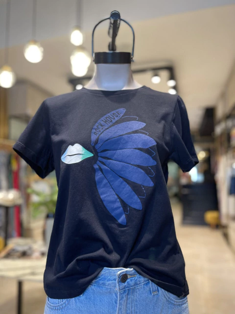 REMERA BLACK POWER en internet