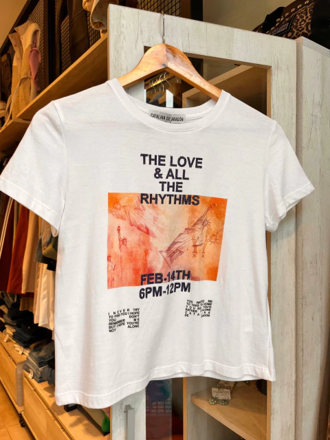 REMERA ADVENTURE OF A LIFETIME - comprar online