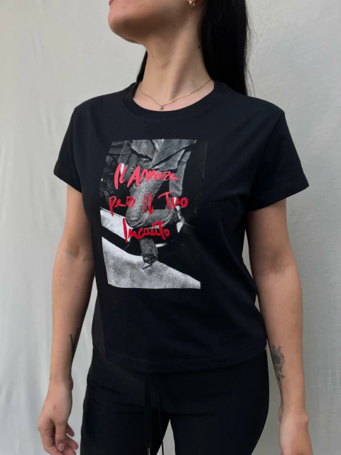 REMERA GLOSSY - comprar online