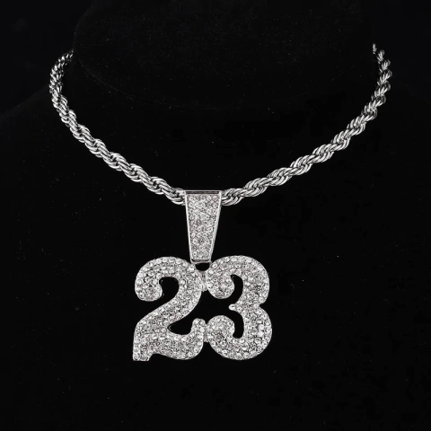 Dije 23 + Cadena de Regalo - comprar online