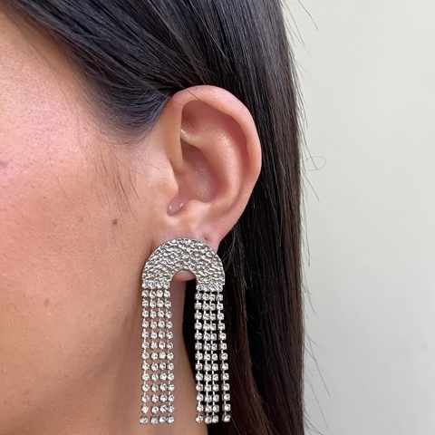 BRINCO TEXTURIZADO LONGO COM STRASS