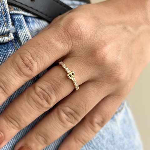 ANEL ZIRCÔNIAS “B” - DOURADO - comprar online