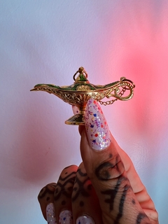 Imagen de Mini Make a Wish genie's lamp