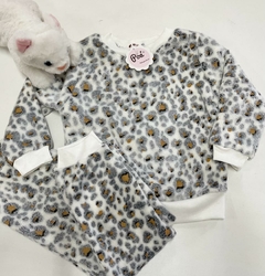 PIJAMA INFANTIL FLEECE ONÇA na internet