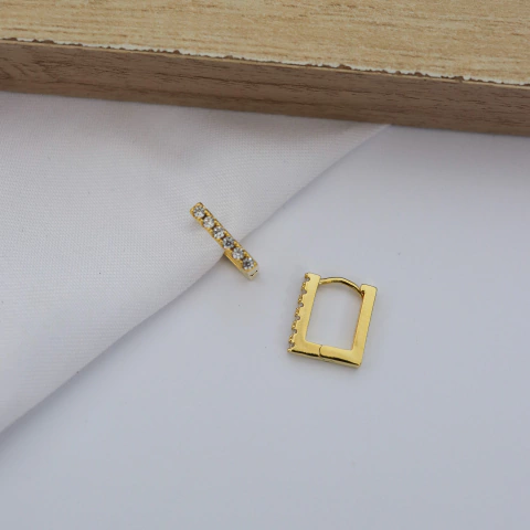 Argolinha Zirconia Quadrada 1,2 - comprar online