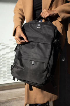 Mochila Blaque Multifuncional Ideal Porta Calzado Con Fuelle Expandible - comprar online
