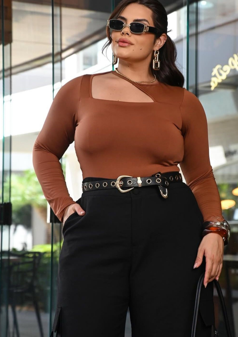 Cropped Mia Marrom