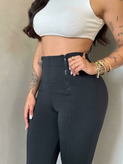 Calça Legging Ziper 035 - loja online