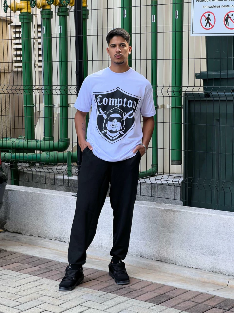 CAMISETA COMPTON E (G1 ao G3) - comprar online