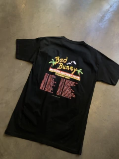 REMERA Homenaje a Bad Bunny - Tienda4Elements