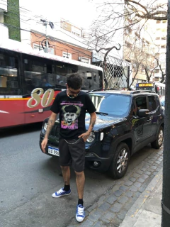 REMERA Homenaje a Bad Bunny - tienda online