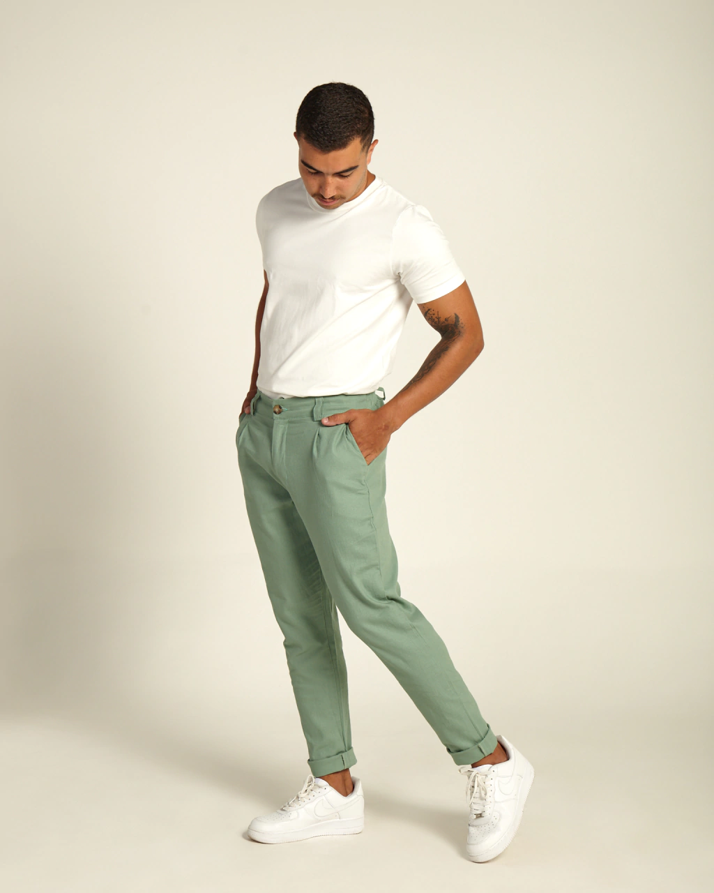 calça alfaiataria linho verde água
